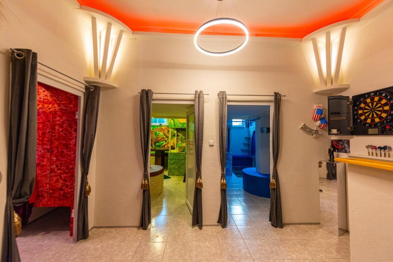 Ricardo Team-hostel